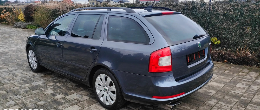 Skoda Octavia cena 35500 przebieg: 204000, rok produkcji 2011 z Margonin małe 301